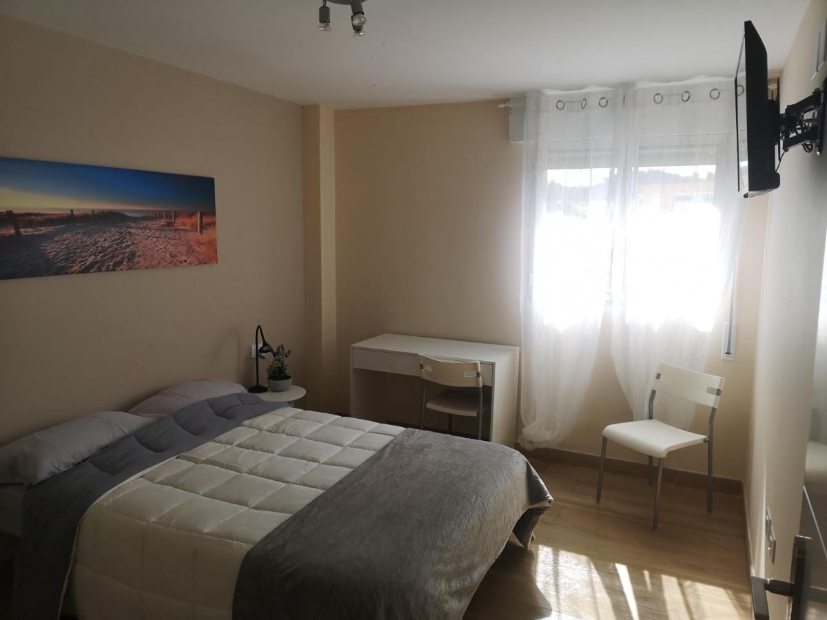 Hostal Mari En La Laguna, Alquiler Habitacion Privada En Hostal, 6 Habitaciones Cerca De La Universidad Y Aeropuerto Norte, 3 Banos Compartidos San Cristóbal de La Laguna Exterior foto